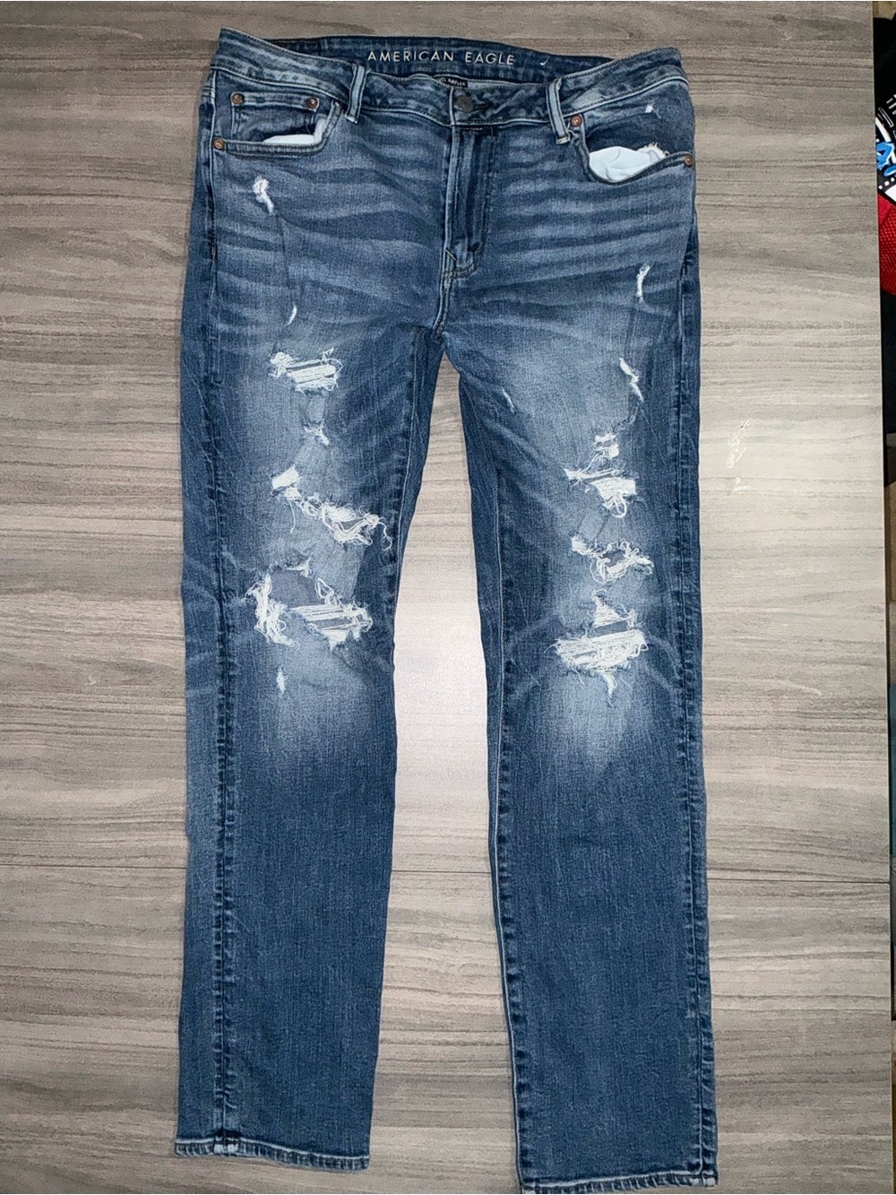American Eagle Men's Slim Fit Distressed Jeans 36x32 Airflex Medium Wash